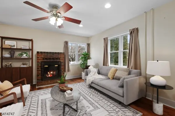 19 Adams St, Belvidere Twp., NJ 07823