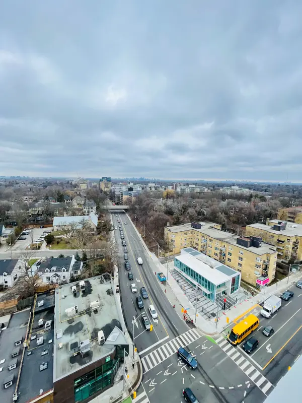 2020 Bathurst ST #1809, Toronto C03, ON M5P 0A6