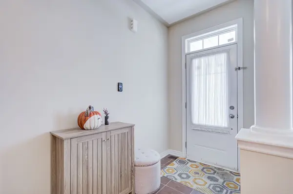 142 Betony DR, Richmond Hill, ON L4E 0P3