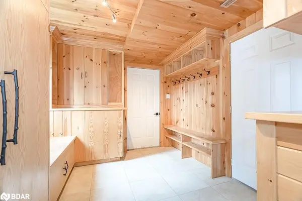 40 Kell PL, Barrie, ON L4N 9K5