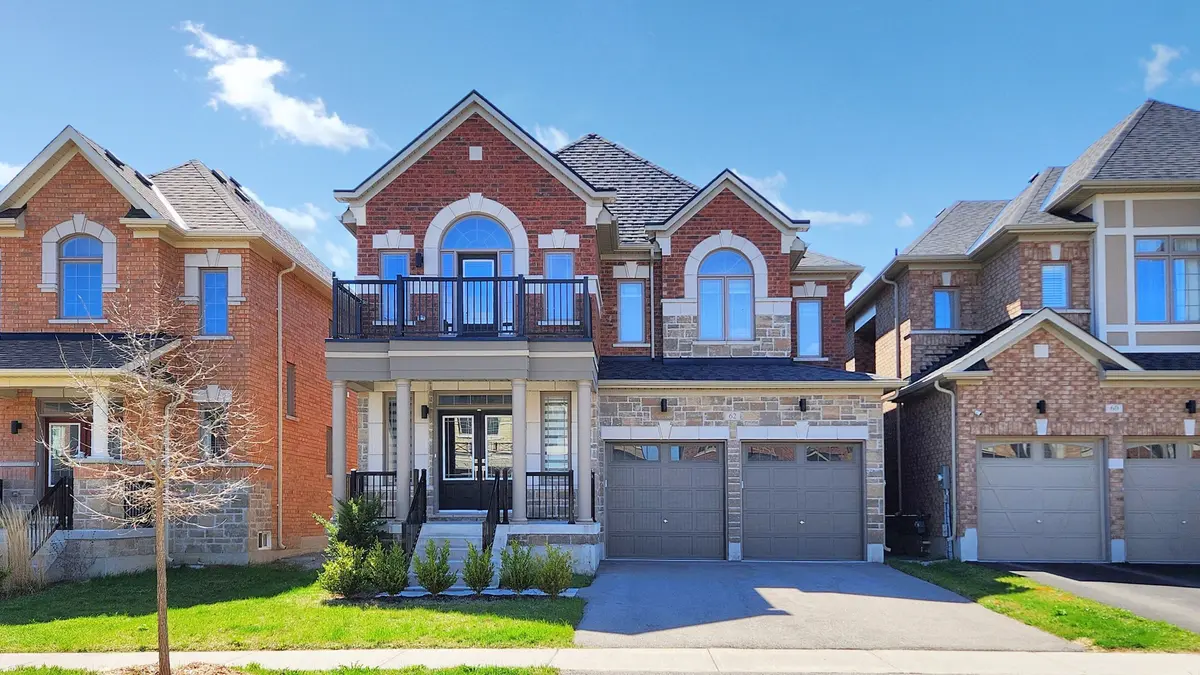 62 Frank Kelly DR, East Gwillimbury, ON L9N 0V2