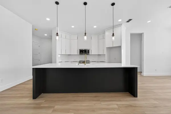 2821 Canvas Back Drive, Lone Oak, TX 75453