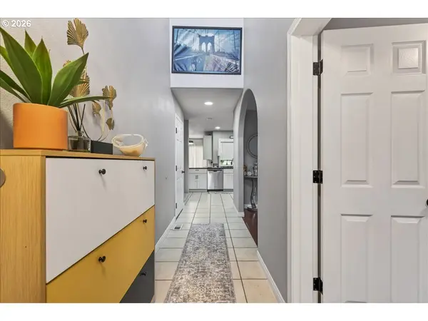 867 SE 39TH CT, Hillsboro, OR 97123