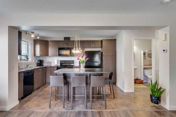 337 Windford GN SW, Airdrie, AB T4B 4G4