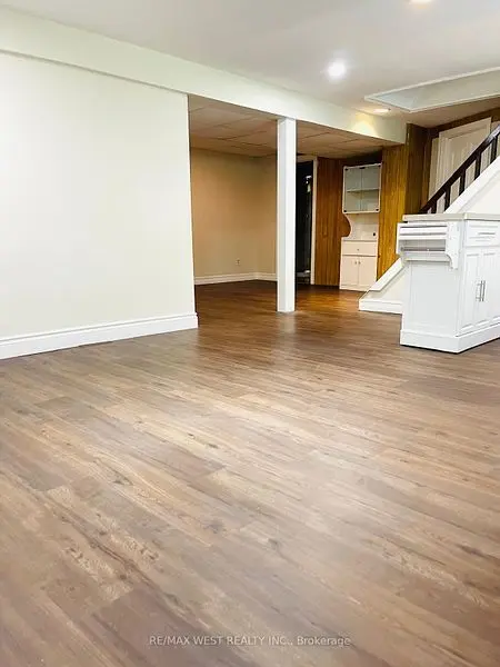 48 Clearview HTS N, King, ON L7B 1H5