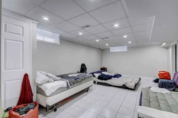 122 Verobeach BLVD, Toronto W05, ON M9M 1R1