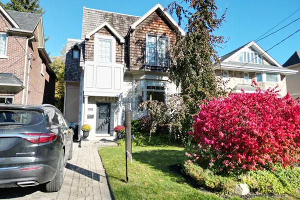 162 Glenvale BLVD, Toronto C11, ON M4G 2W3