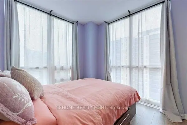 56 Forest Manor RD #910, Toronto C15, ON M2J 0E5