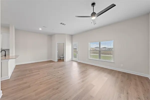 449 MB's Way, Pilot Point, TX 76258