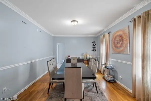 38 Nairn Pl, Newark City, NJ 07108