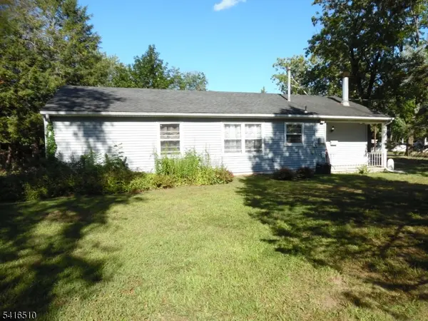 244 Manalapan Rd, Spotswood Boro, NJ 08884