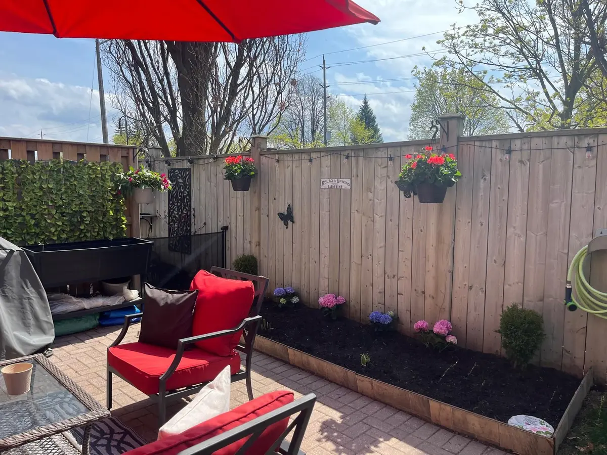 8351 Mclaughlin RD #127, Brampton, ON L6Y 4H8