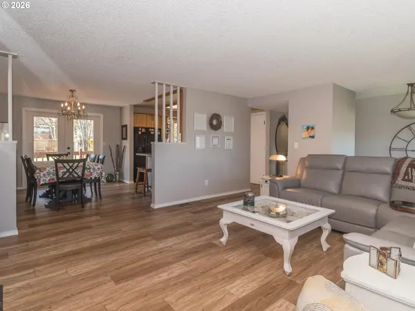 4031 SE KNARR CIR, Troutdale, OR 97060