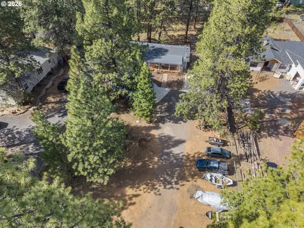 60091 HOPI RD, Bend, OR 97702