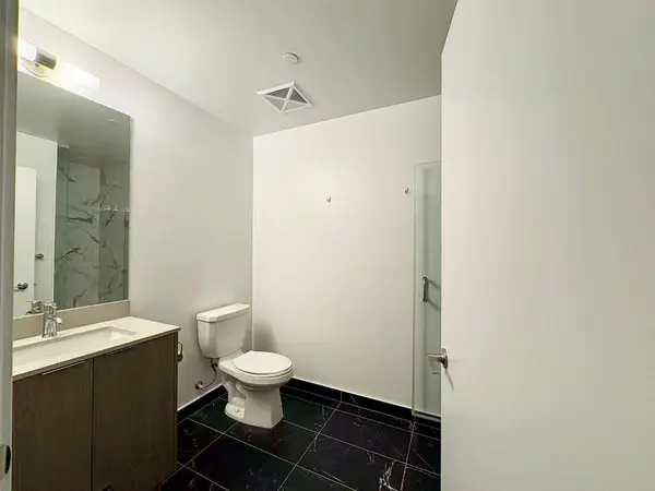 38 Forest Manor RD #1304, Toronto C15, ON M2J 0H4