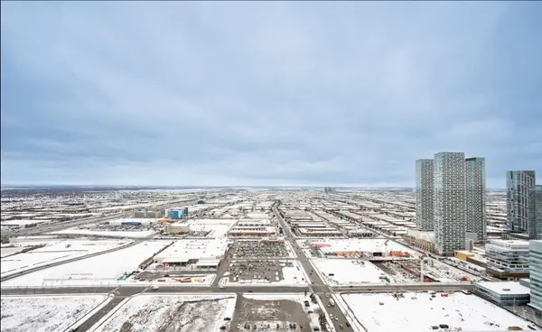 8 Interchange WAY #3703, Vaughan, ON L4K 5Z7