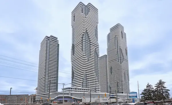 8 Interchange WAY #3703, Vaughan, ON L4K 5Z7