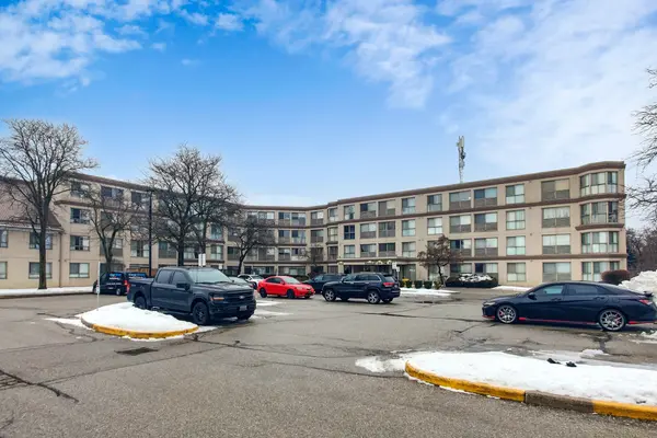 8351 Mclaughlin RD #127, Brampton, ON L6Y 4H8