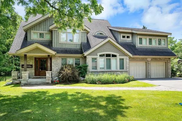 214 Russell ST E, Blue Mountains, ON N0H 2P0