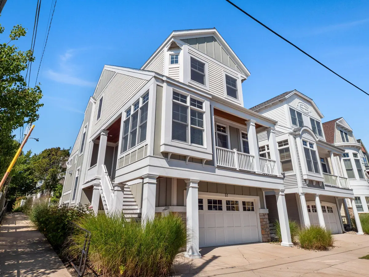 57 and 53 North Shore DR, South Haven City, MI 49090