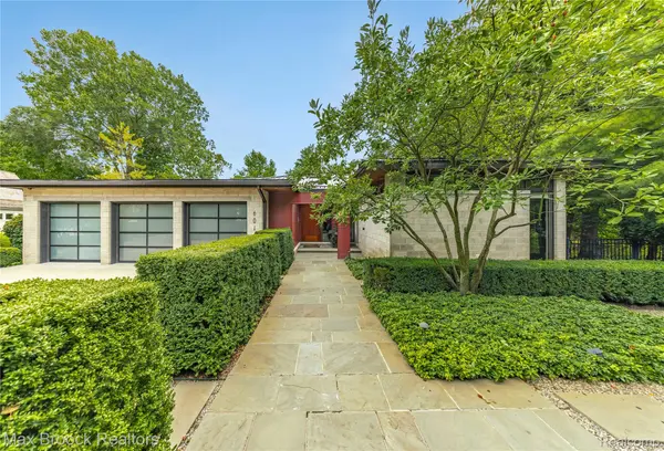 601 Dewey ST, Birmingham, MI 48009