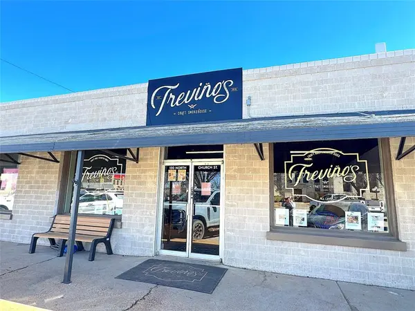 128 N North Church Street, Jacksboro, TX 76458