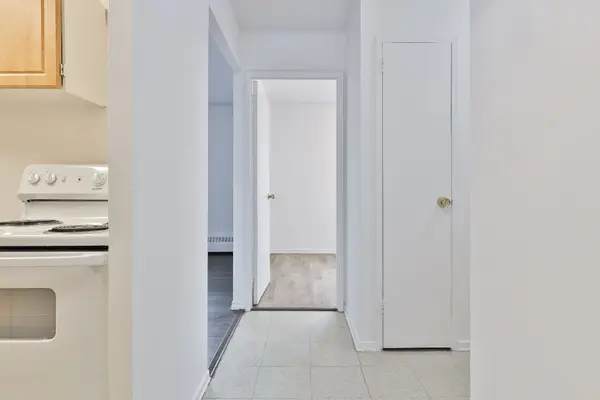 888 Glen ST #319, Oshawa, ON L1J 5Z4