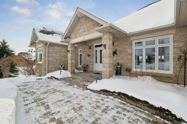 10 Brolley CRES, Essa, ON L0L 2N2