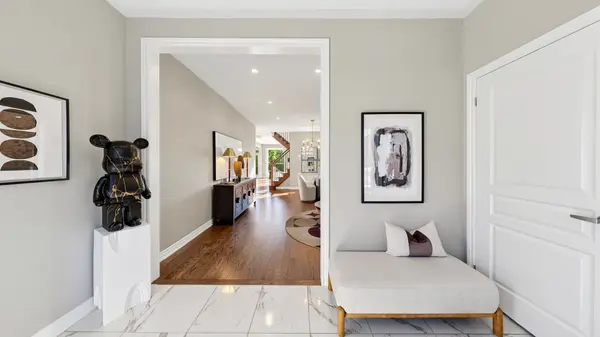 29 Lampkin ST, Georgina, ON L0E 1R0