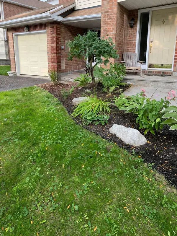 3 Mannington CT, Barrhaven, ON K2J 4A1