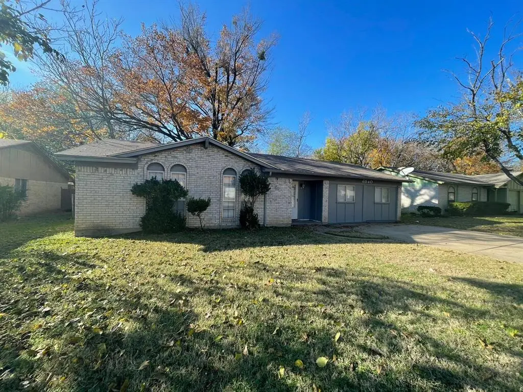 6840 Margaret Drive, Forest Hill, TX 76140