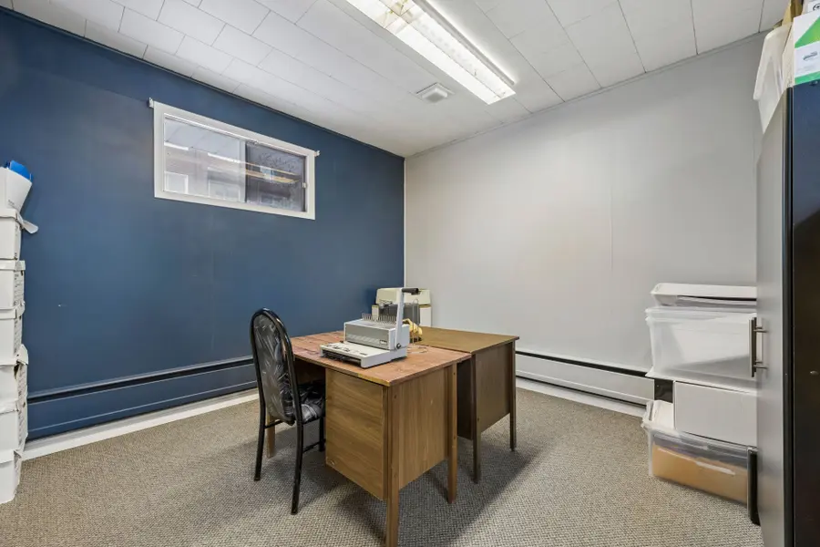 140 Queen ST #Upper Level, Clarington, ON L1C 1M9