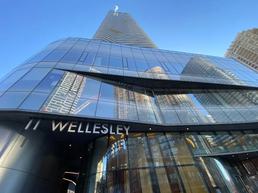11 Wellesley ST W #1008, Toronto C01, ON M4Y 0G4
