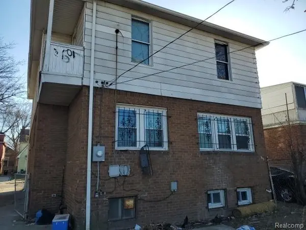 3300 Waverly ST, Detroit, MI 48238