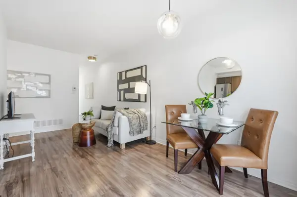 70 Plains RD W #12, Burlington, ON L7T 0B6