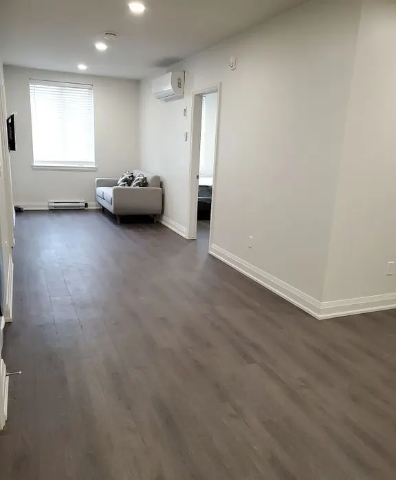 307 King ST E #203, Hamilton, ON L8N 1C1