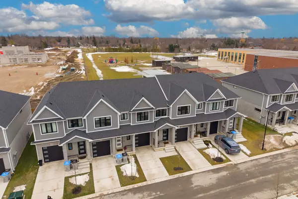 17 Nicholson ST #35, Lucan Biddulph, ON N0M 2J0