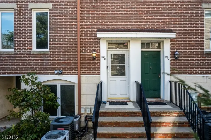 52 C E Black Well St, Dover Town, NJ 07801