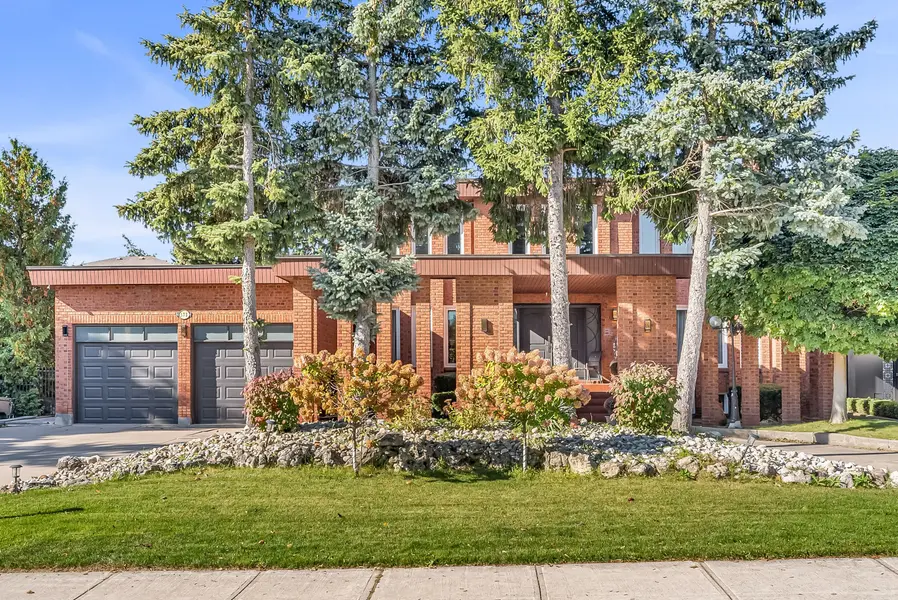 373 firglen RDG, Vaughan, ON L4L 1N6