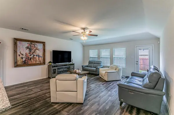 217 Watson Street, Red Oak, TX 75154