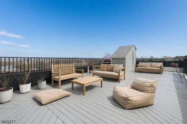 104 Poplar St #2, Jersey City, NJ 07307