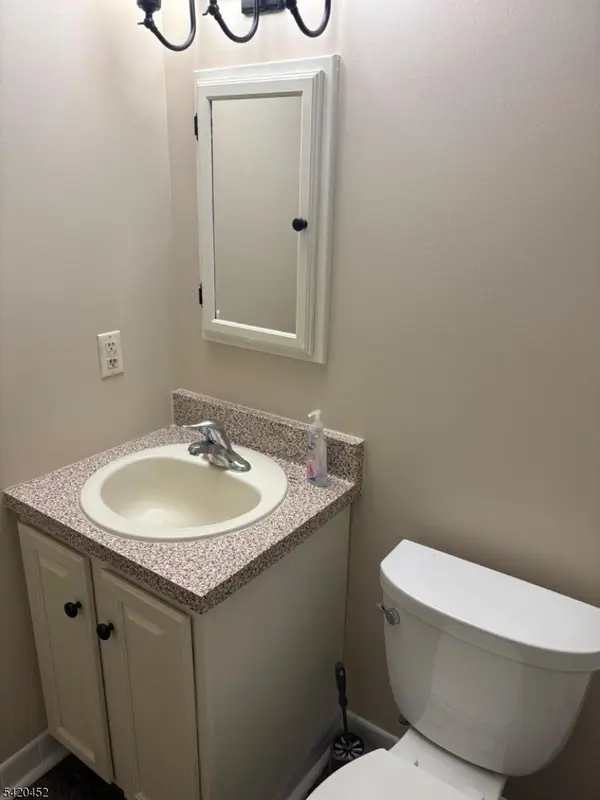 3 Port Royal Dr #5, Vernon Twp., NJ 07462