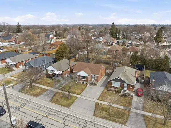 139 Central Pk BLVD S, Oshawa, ON L1H 5W6