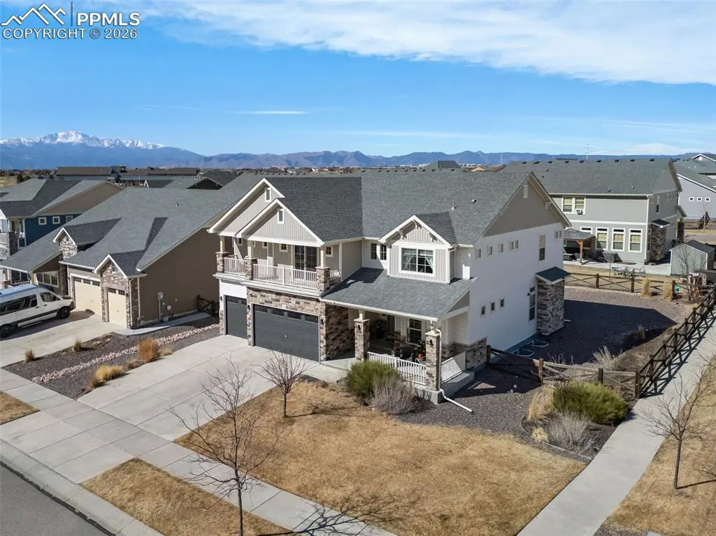 7052 Bramble Bluff CT, Colorado Springs, CO 80927