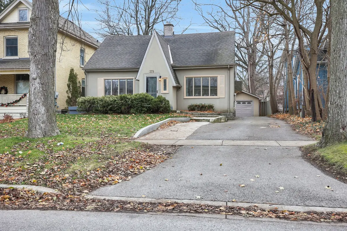 379 Grosvenor ST, London East, ON N6A 1Z2