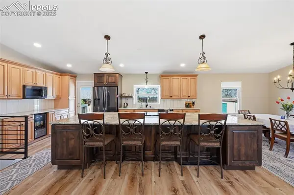 6410 Pulpit Rock DR, Colorado Springs, CO 80918