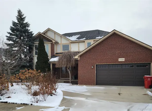 54680 Chickasaw DR, Macomb Township, MI 48042