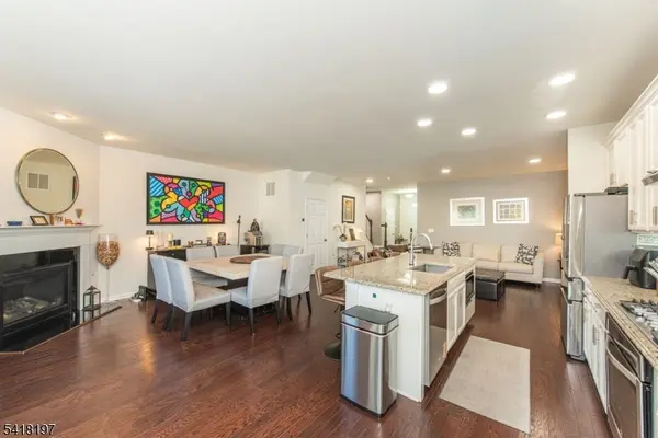 11 ALBERT CT, Randolph Twp., NJ 07869