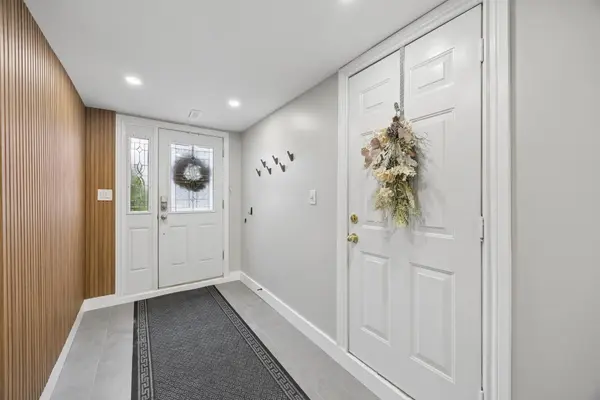 953 Southridge ST, Oshawa, ON L1H 8A4