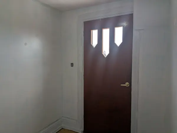 75 Charles ST #1, Oshawa, ON L1H 4X8